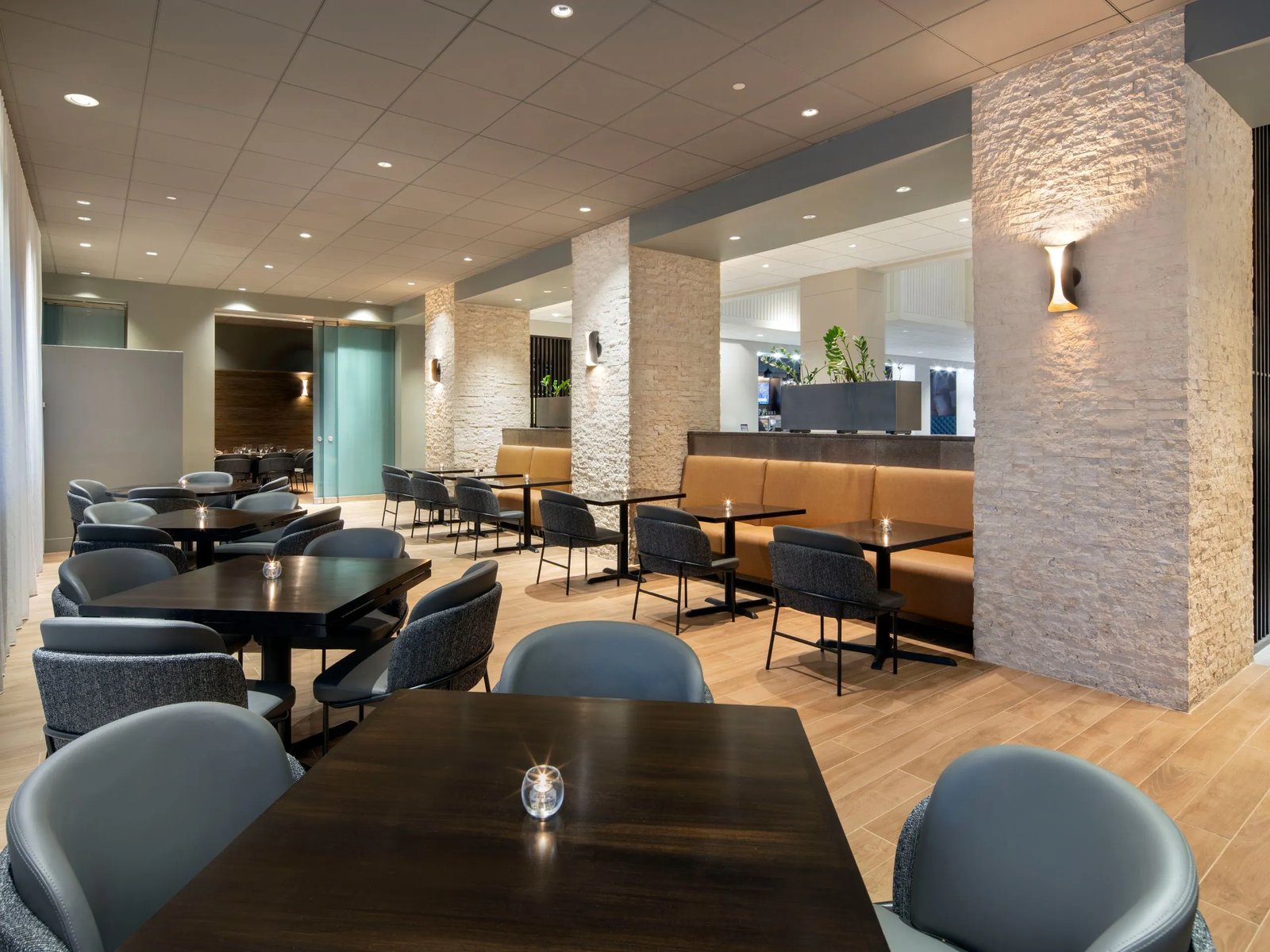 Hyatt Regency Milwaukee, bistro 333