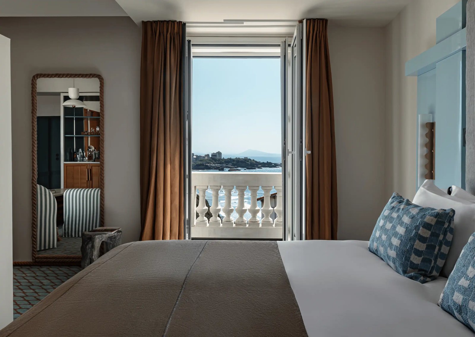 Regina Experimental Biarritz, rooms