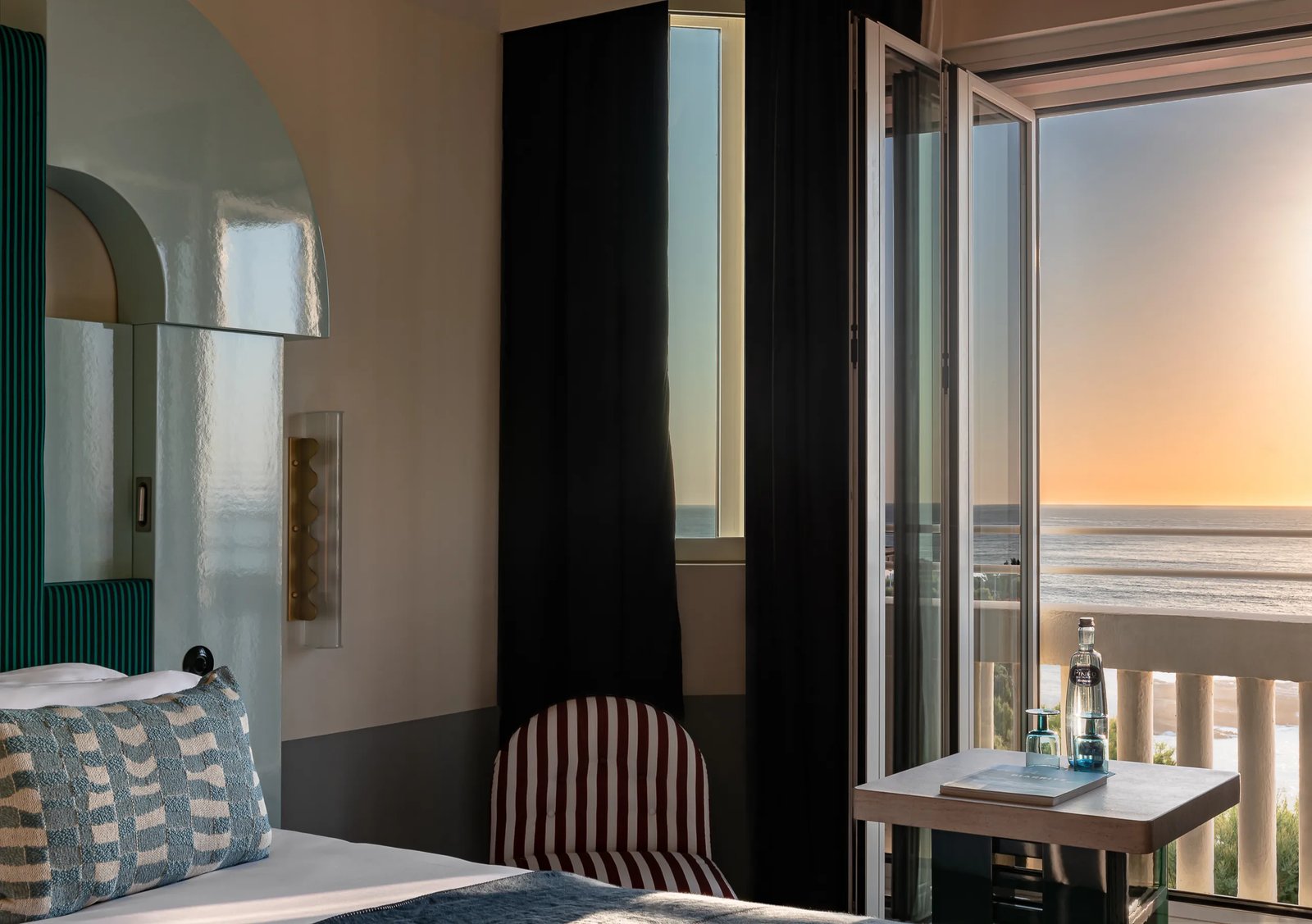 Regina Experimental Biarritz, rooms