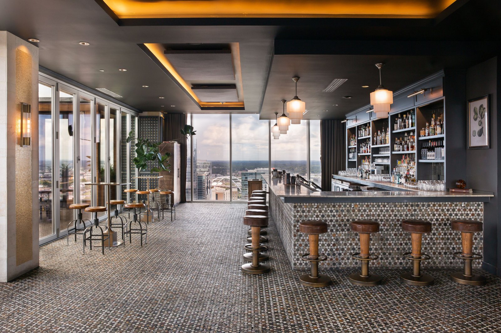 The Westin Nashville, l27 rooftop lounge