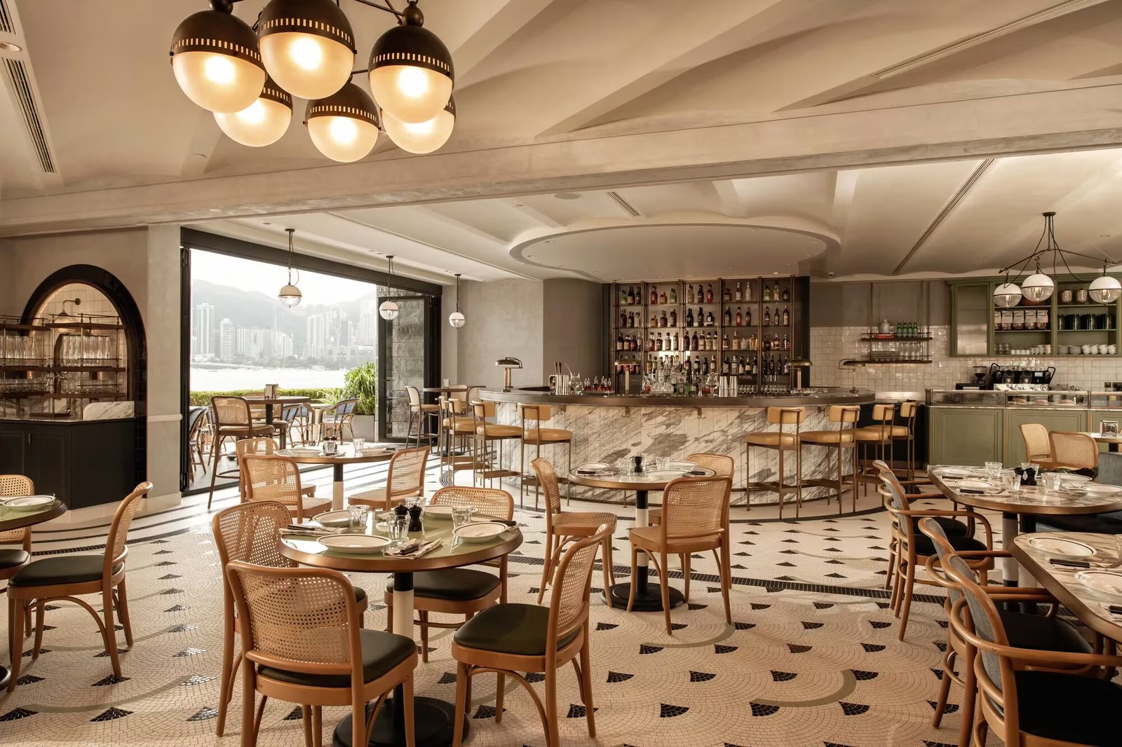 Rosewood Hong Kong Hotel — eat & drink
