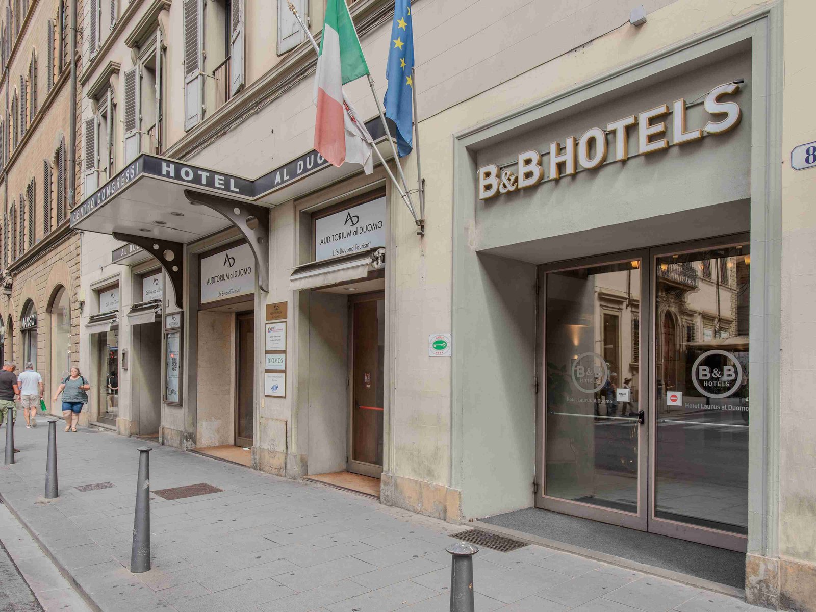 B&B Hotel Firenze Laurus al Duomo — backstory