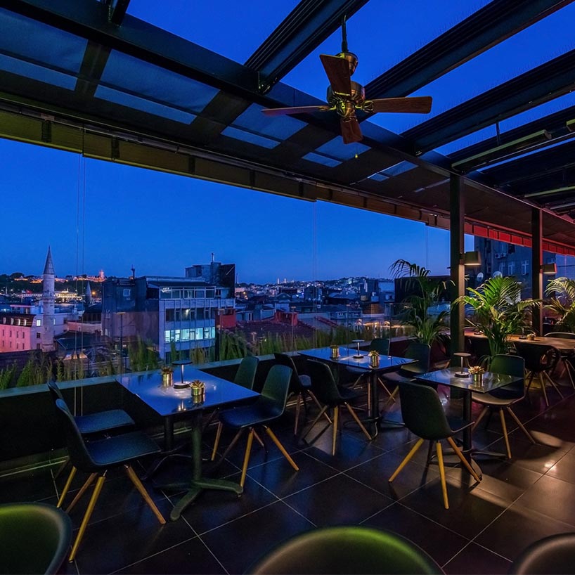 10 Karakoy, bahane on10