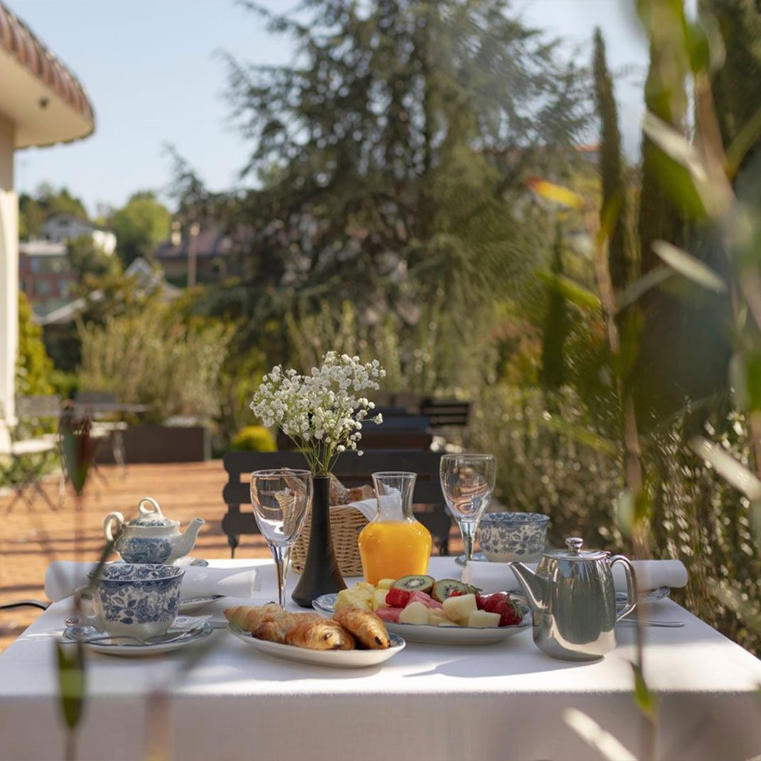 Villa Soro, eguzki soro bar & garden