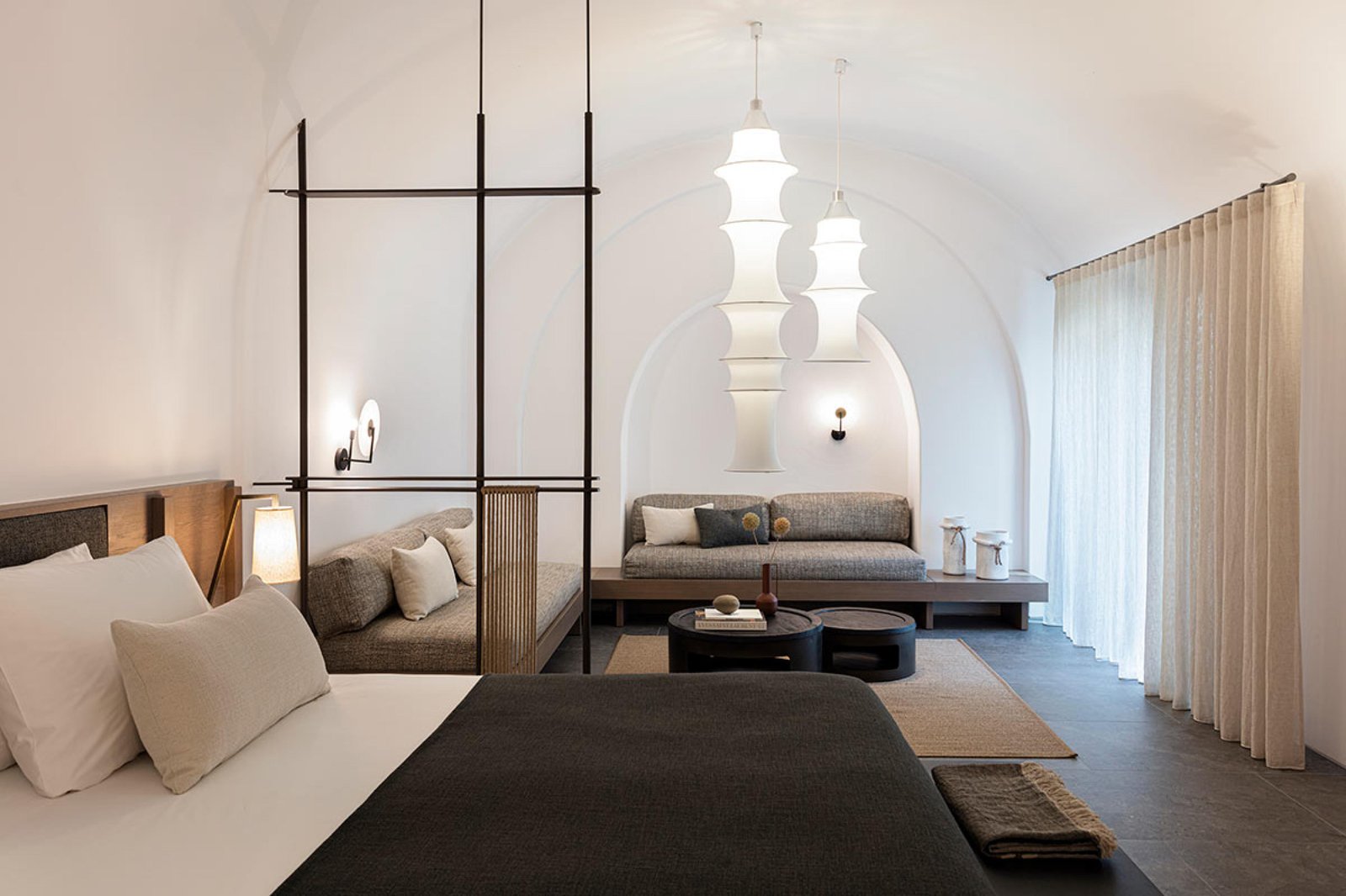 Canaves Epitome, rooms