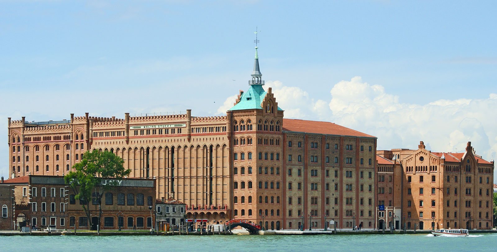Hilton Molino Stucky Venice, backstory