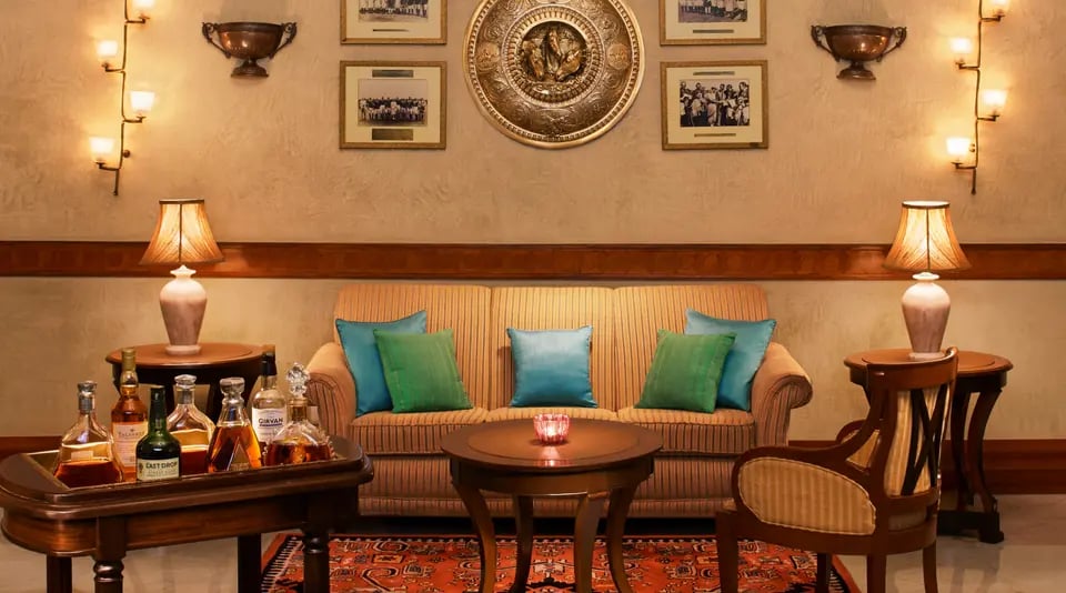 Rambagh Palace, Jaipur, the polo bar