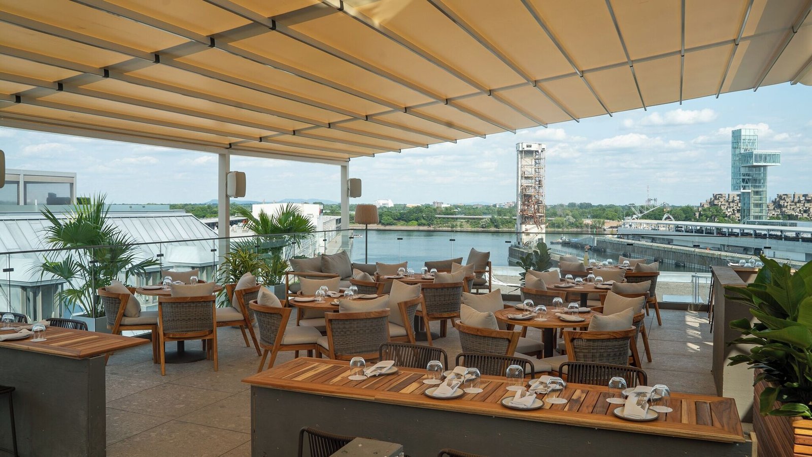 Hotel Nelligan, terrasse nelligan
