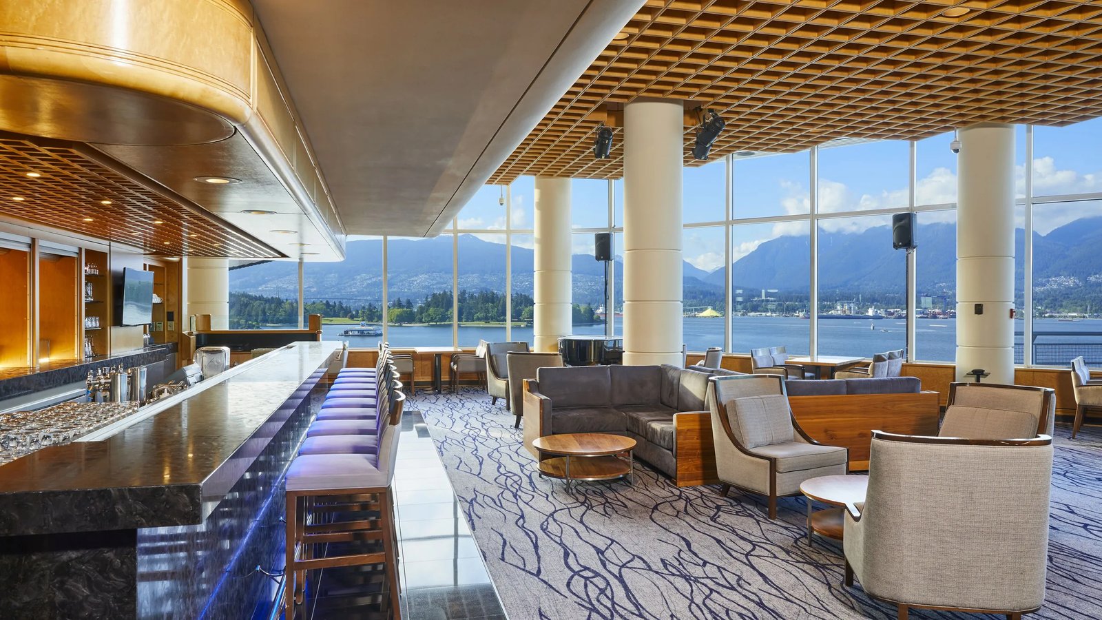 Pan Pacific Vancouver, coal harbour bar & bistro
