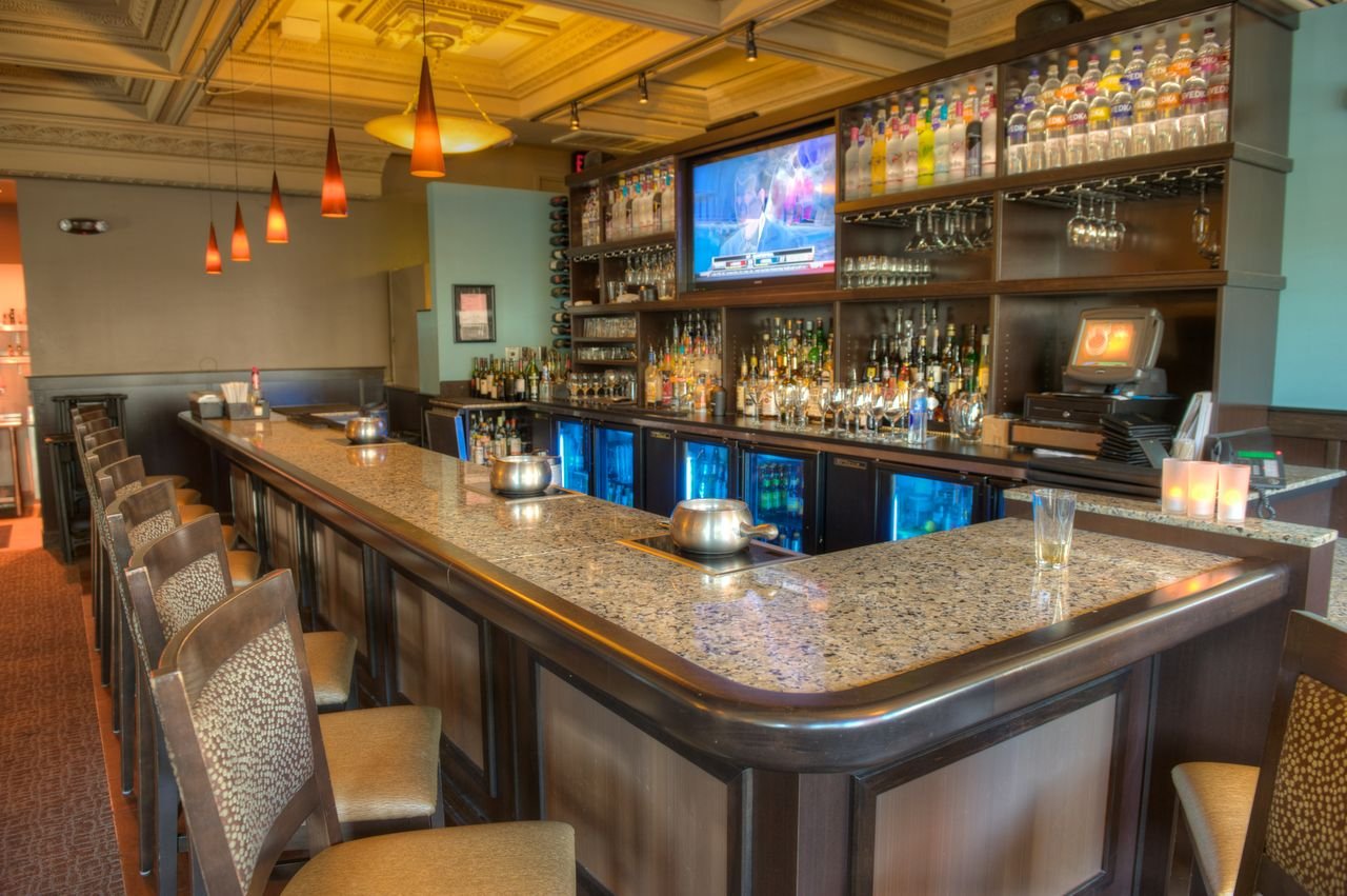 Gaslamp Plaza Suites — eat & drink