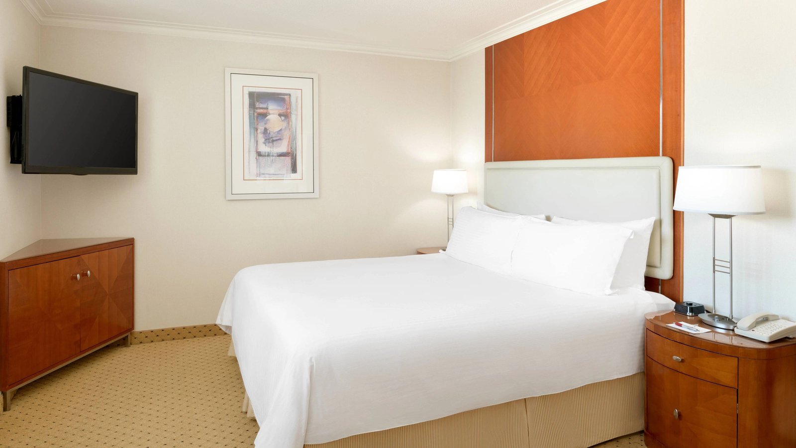 San Diego Marriott Gaslamp Quarter — rooms