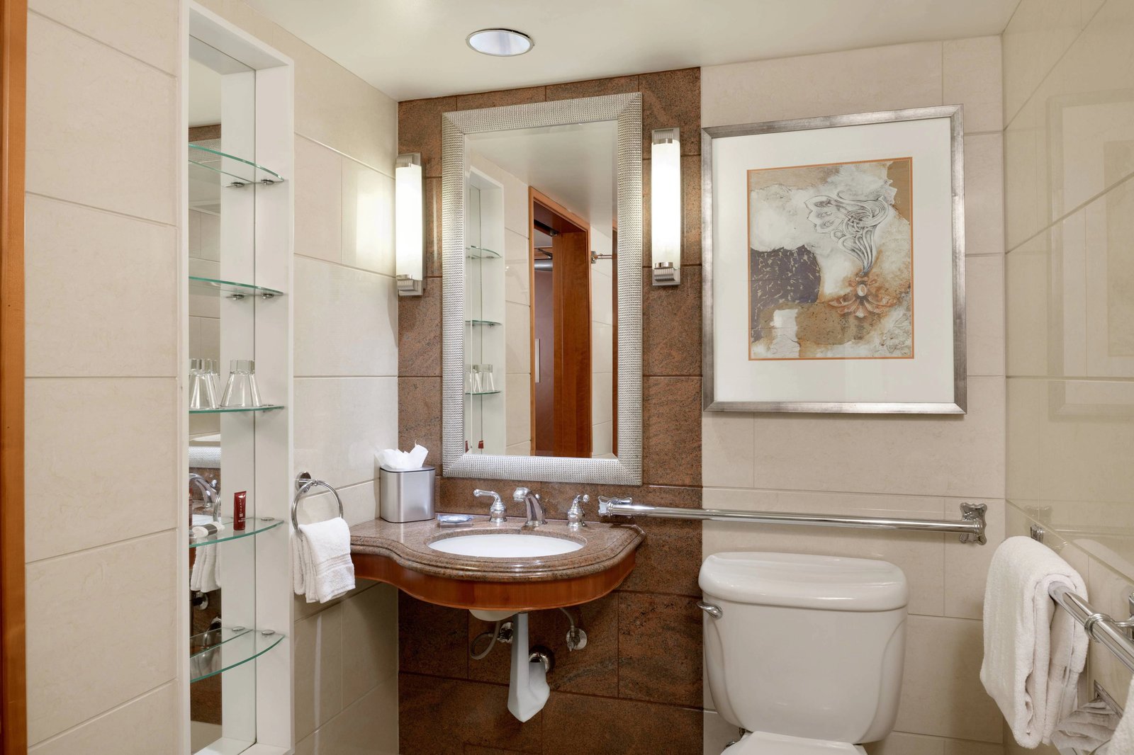 San Diego Marriott Gaslamp Quarter — rooms