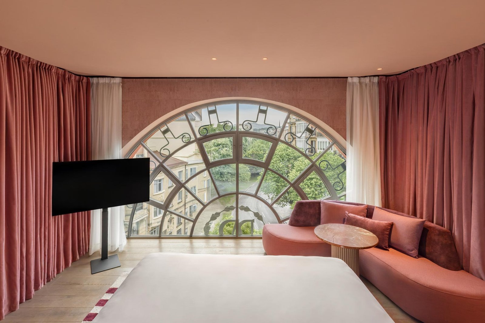 Hotel Palacio Bellas Artes San Sebastián, Curio Collection by Hilton