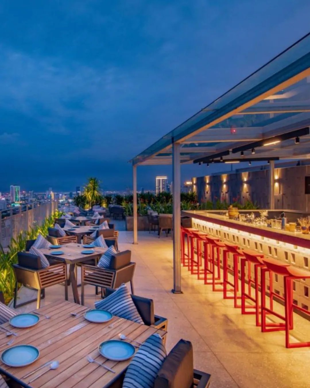 Chicland Danang Beach Hotel, at the table