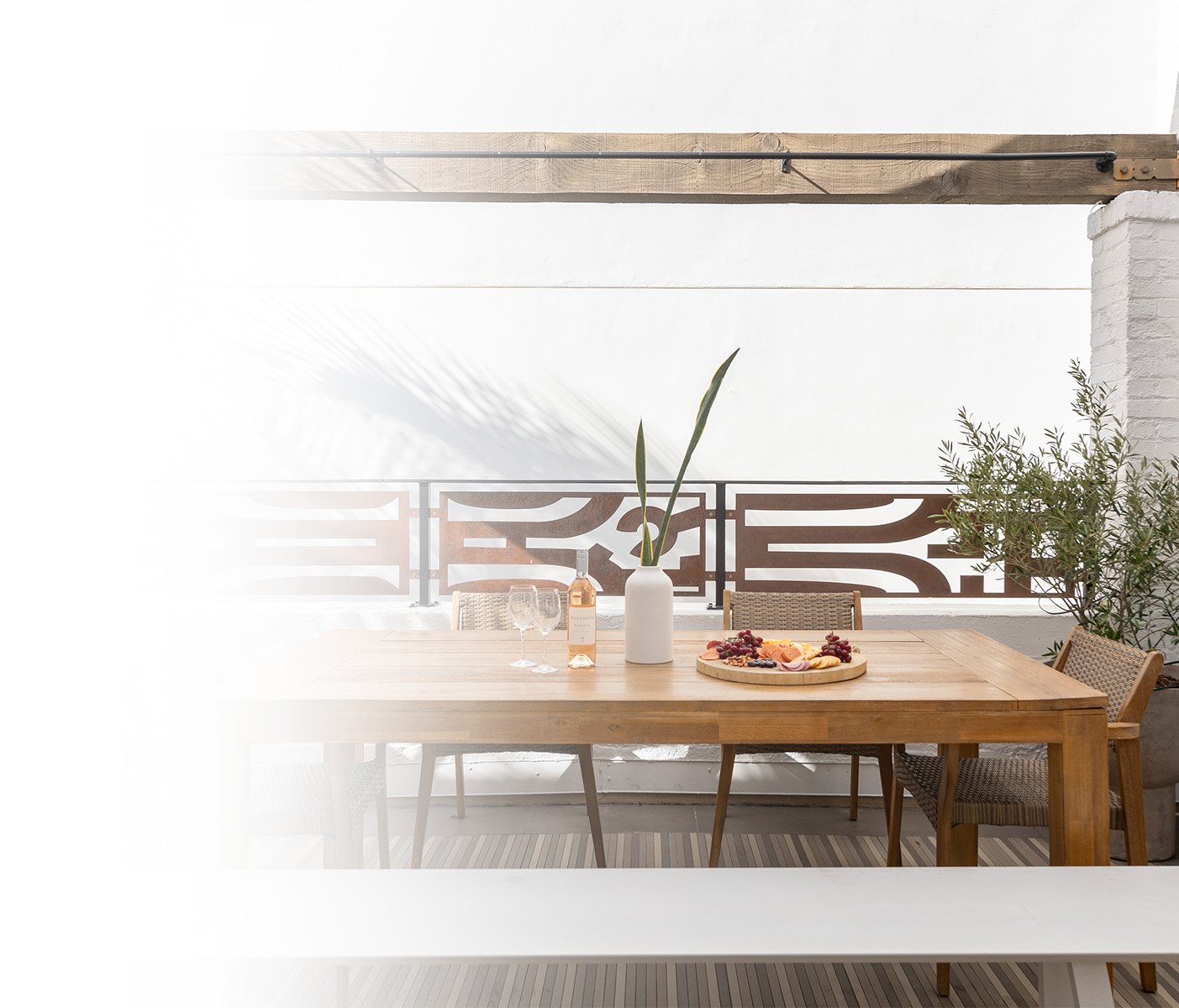 Riviera Beach House — vibe