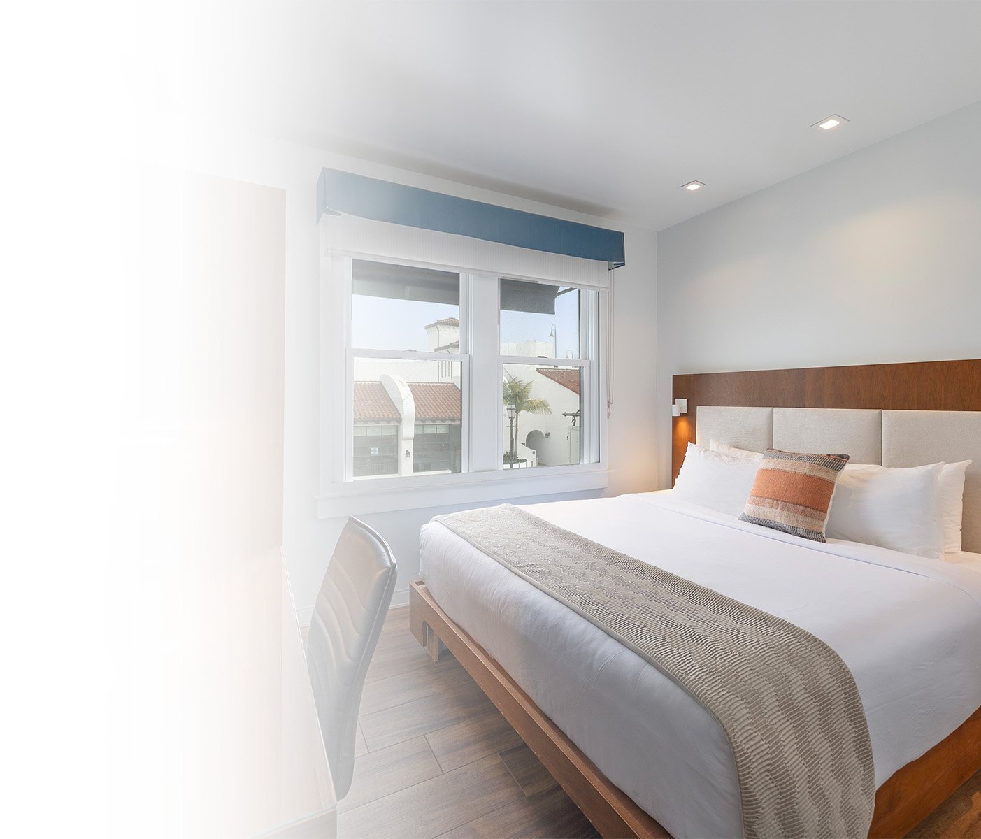 Riviera Beach House — rooms
