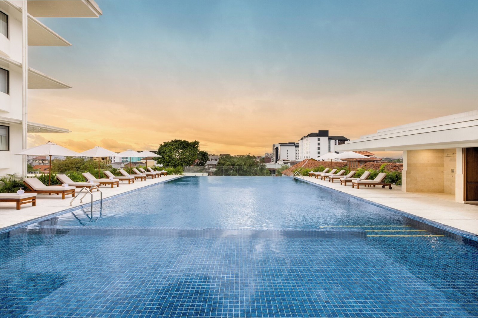 Grand Hotel De Djokja, the pool