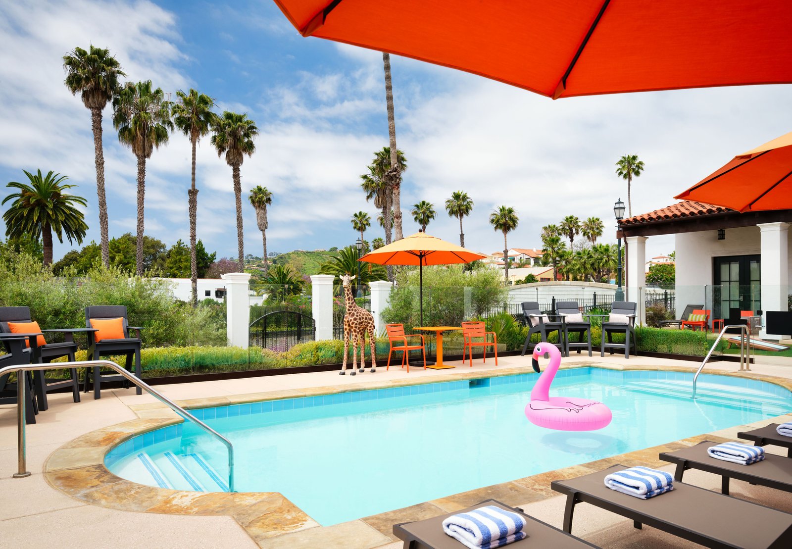 Moxy Santa Barbara Hotel, the pool