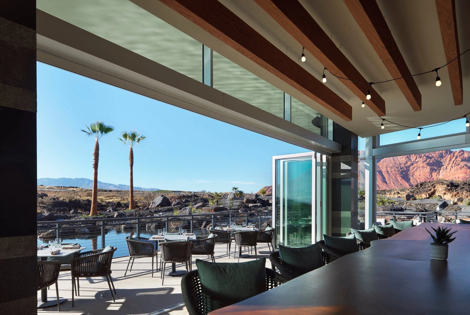 Black Desert Resort, at the table