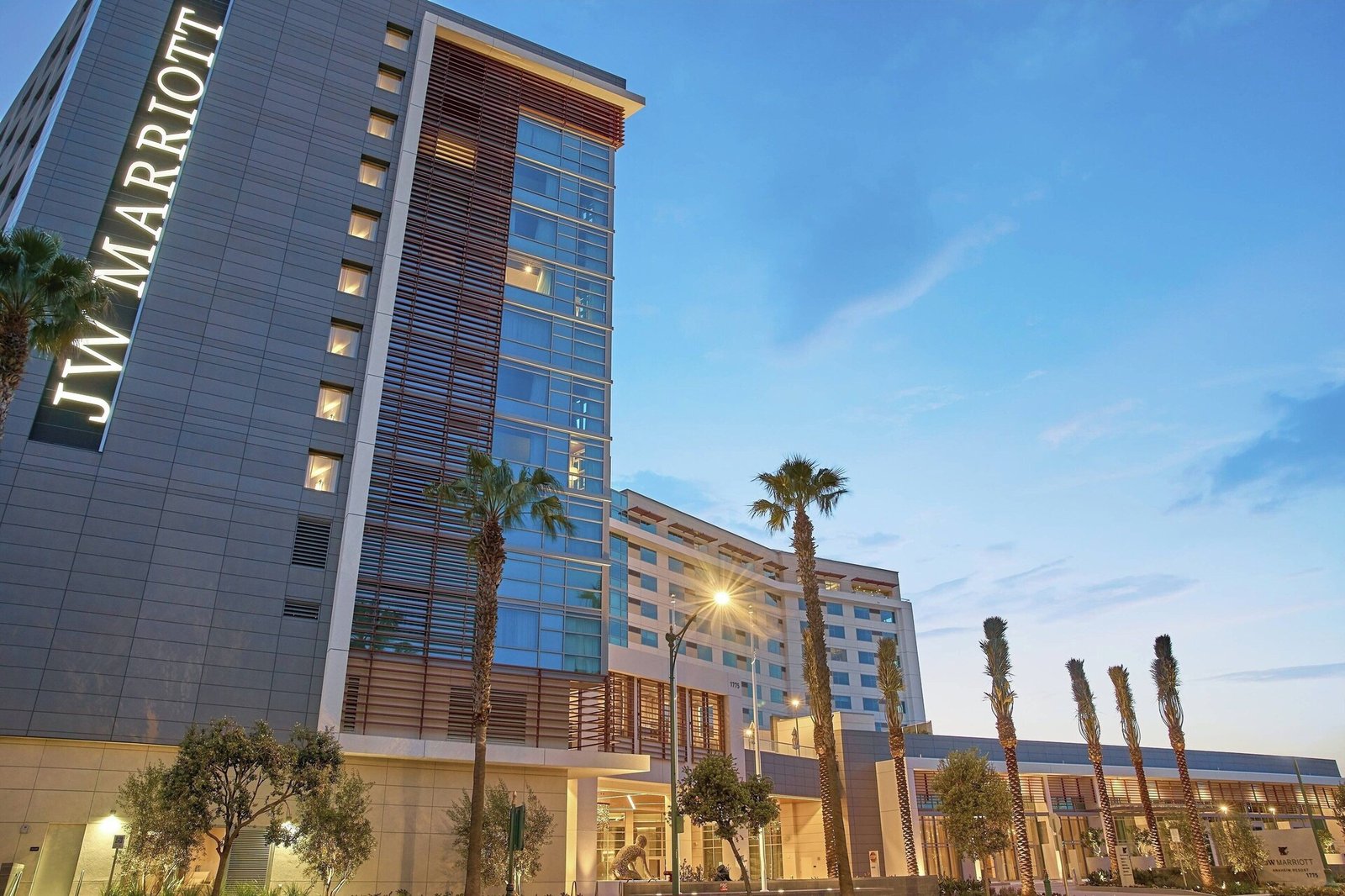 JW Marriott, Anaheim Resort, how it began