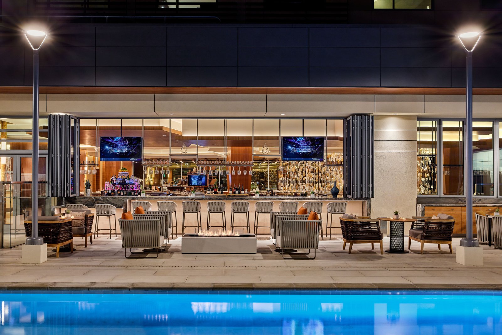 JW Marriott, Anaheim Resort