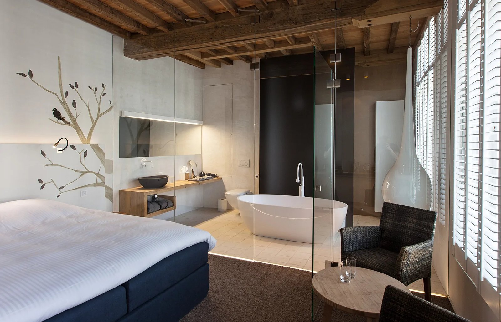 La Suite, rooms
