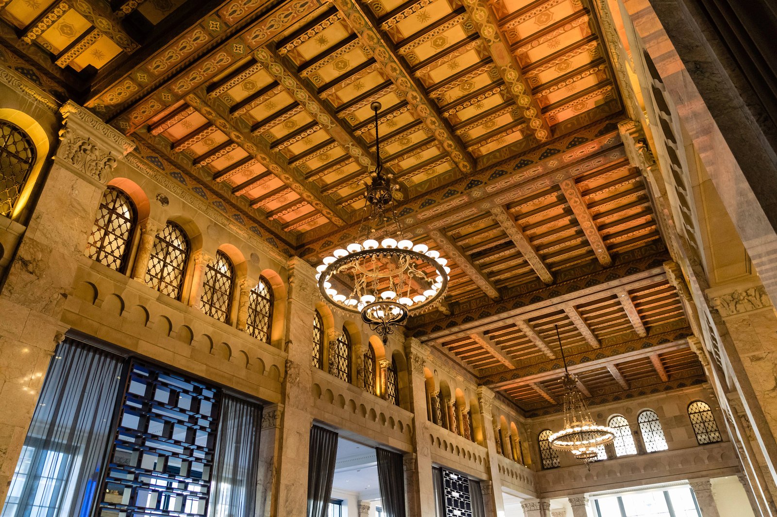 Courtyard by Marriott San Diego Downtown — vibe