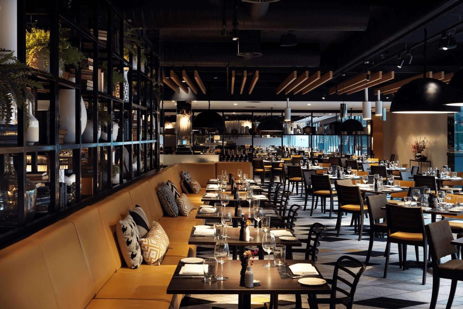 QT Canberra, eat & drink
