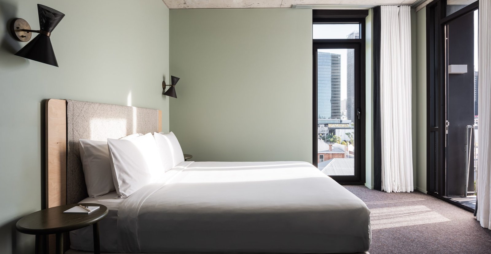 Alex Hotel, rooms