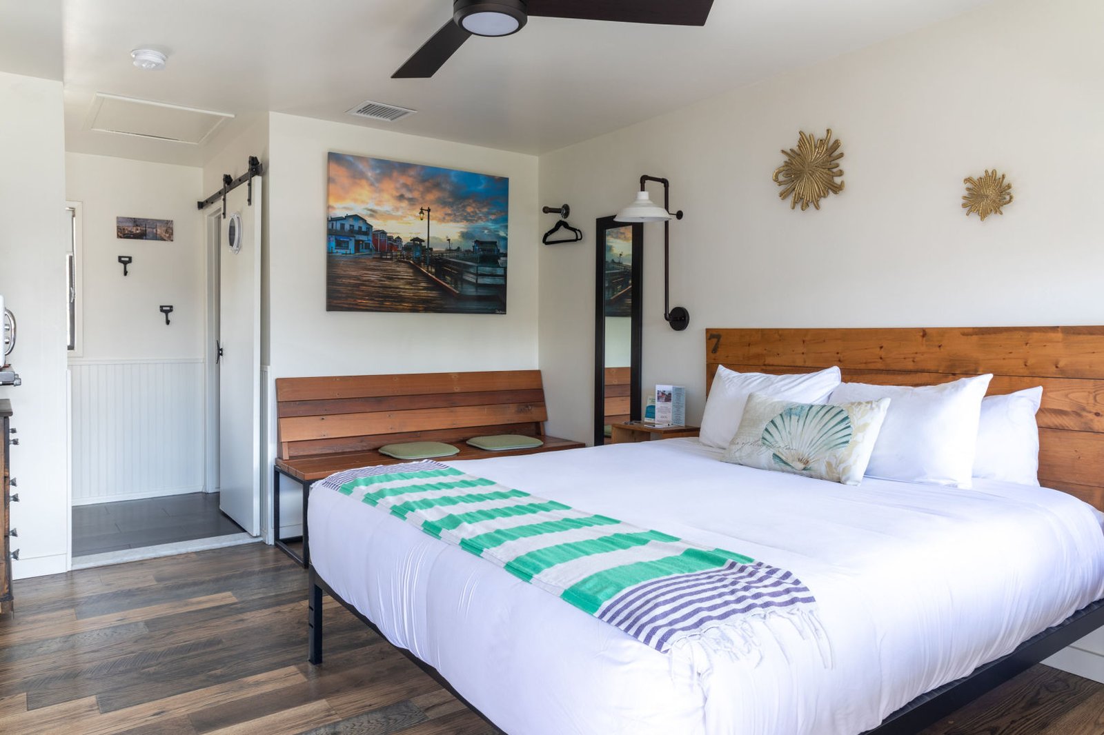 Haley Hotel — rooms