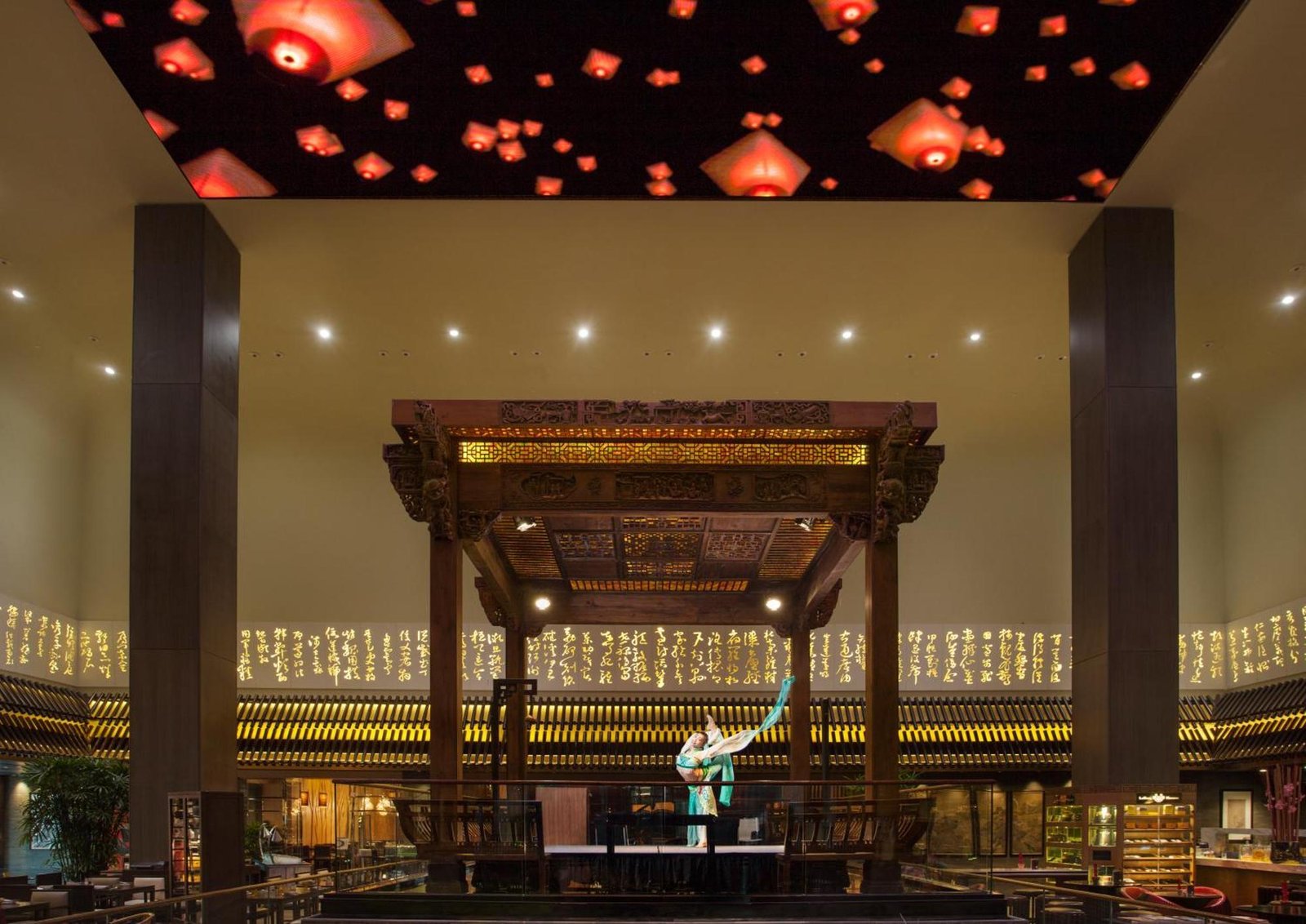 Jumeirah Himalayas Hotel Shanghai, vibe