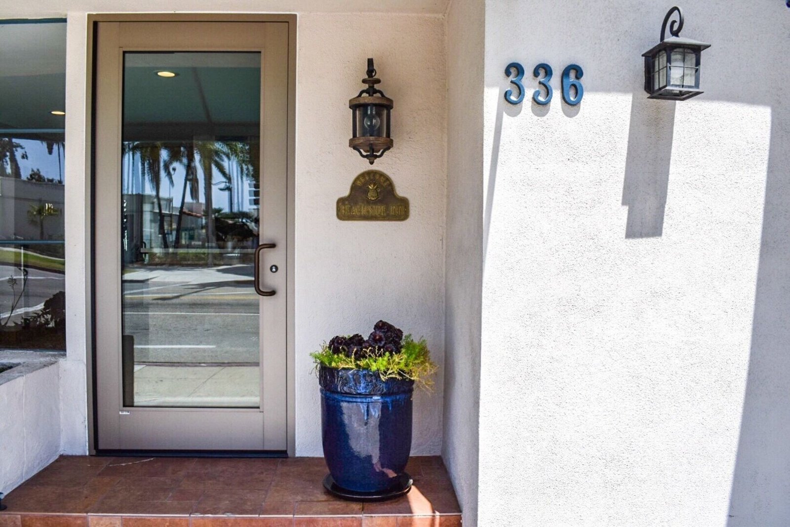 Beachside Inn — backstory