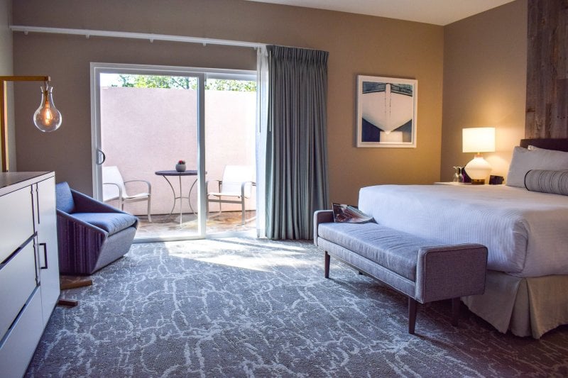 Beachside Inn — rooms