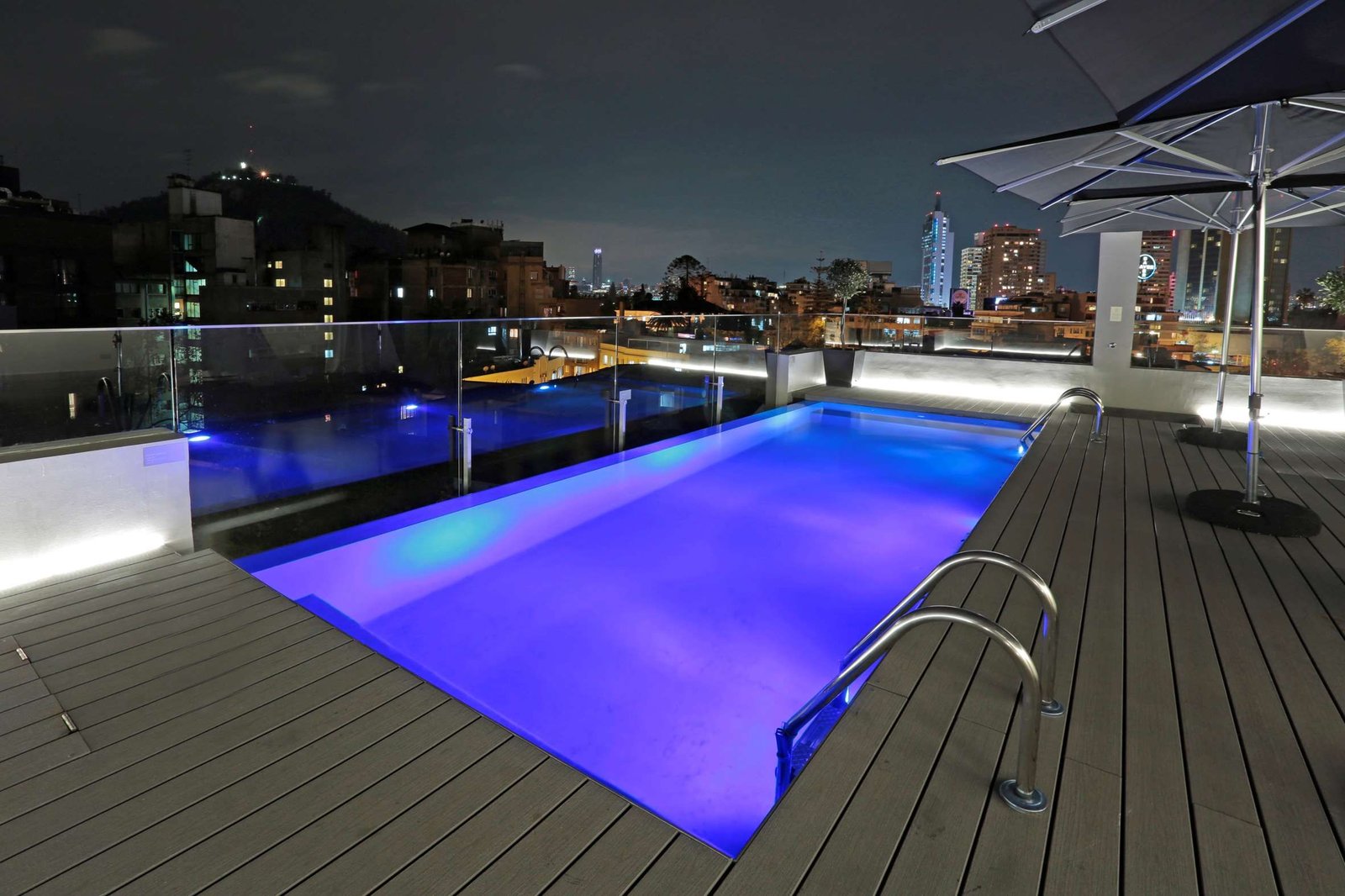 Hotel Cumbres Lastarria, the pool