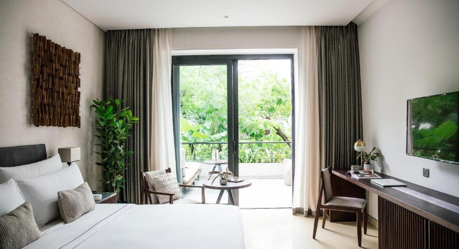 Treeline Urban Resort