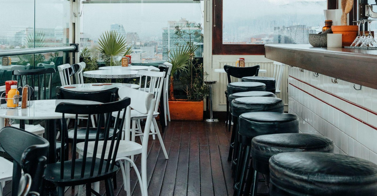 The Click Clack Hotel Bogotá, apache rooftop bar
