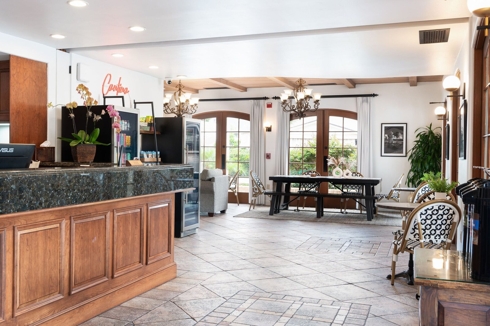 Brisas del Mar, Inn at the Beach — vibe