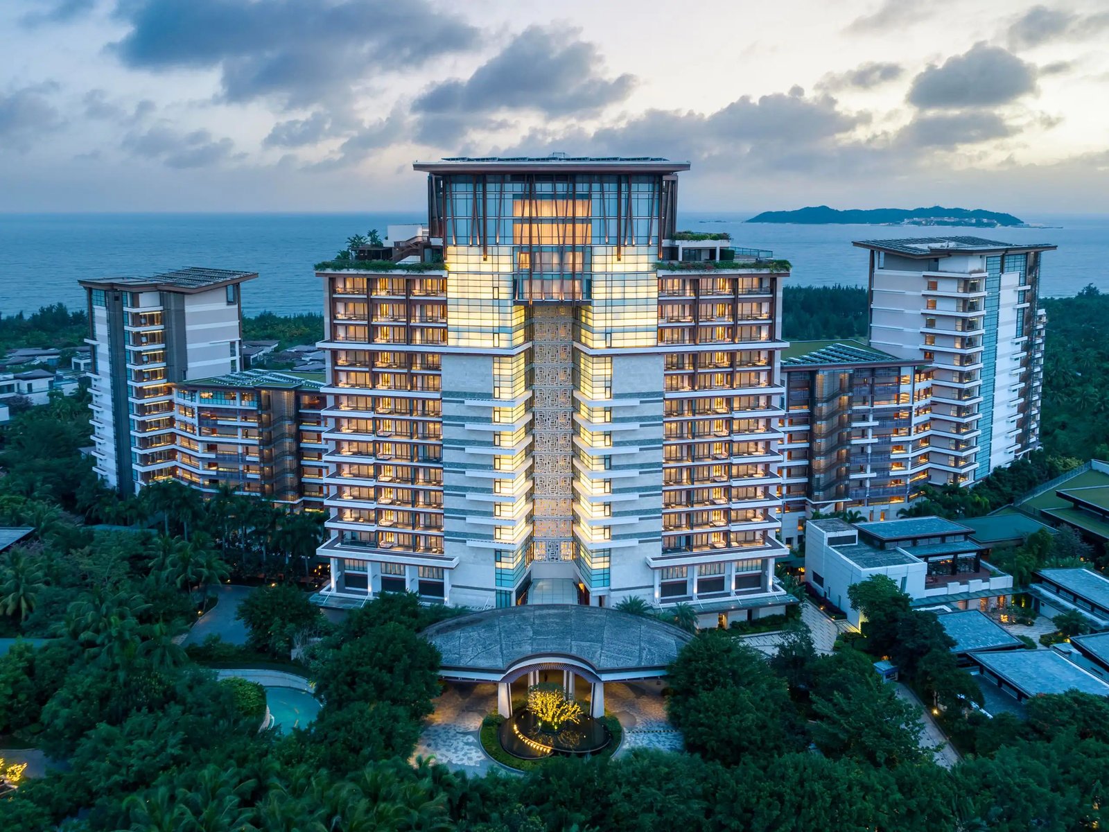 Grand Hyatt Sanya Haitang Bay Resort and Spa, backstory