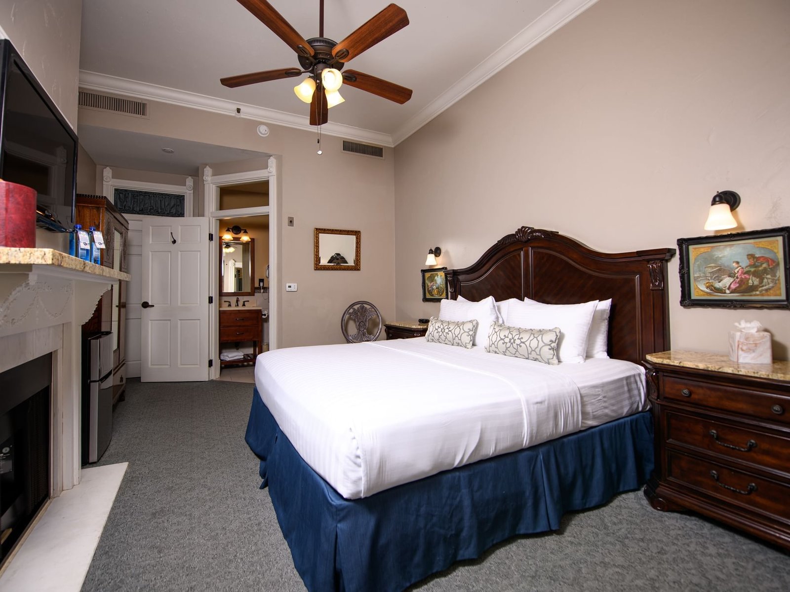 Horton Grand Hotel — rooms