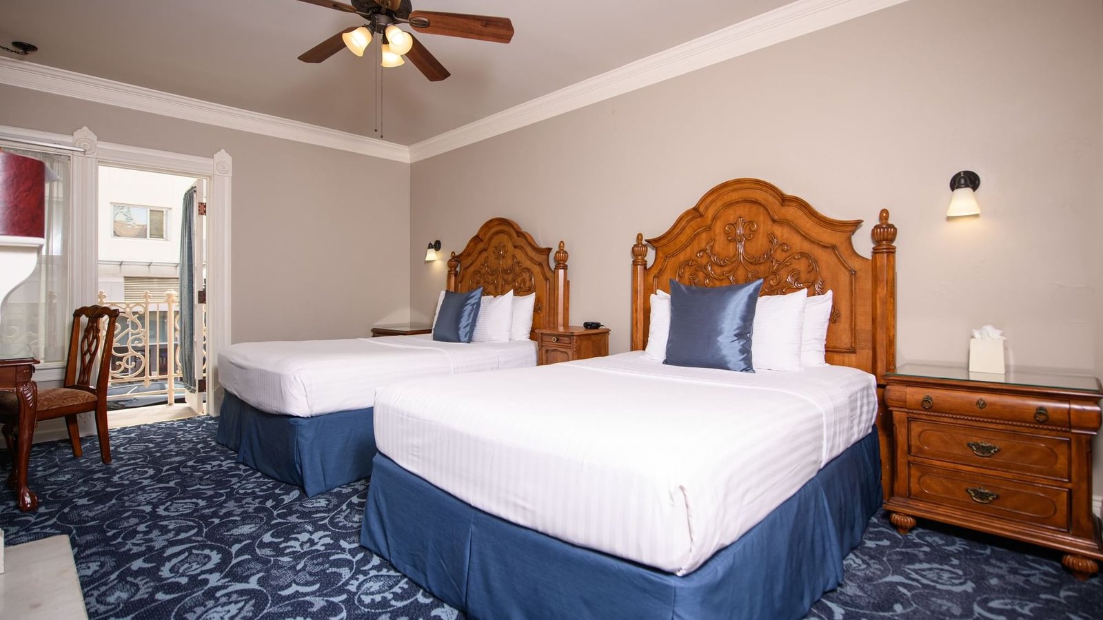 Horton Grand Hotel — rooms