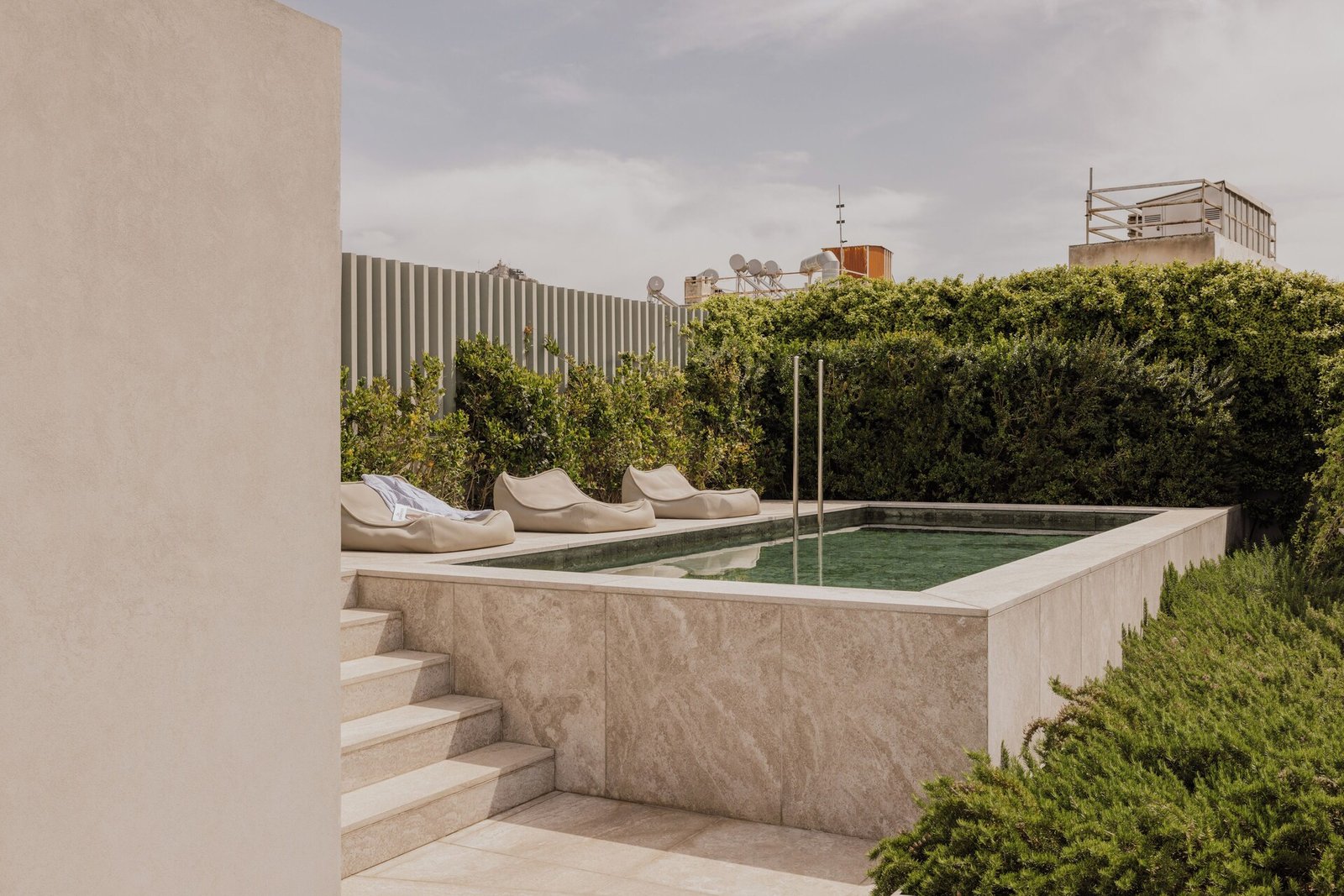 Perianth Hotel