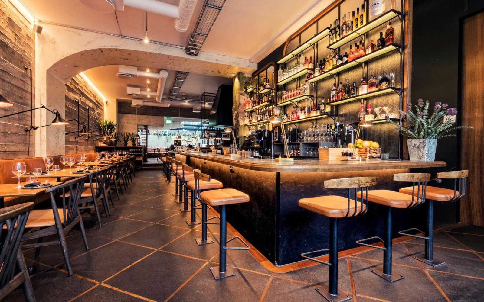 Ion City Hotel, súmac restaurant & bar