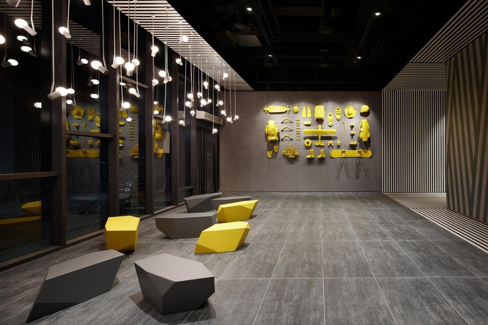 L7 Myeongdong Hotel — vibe