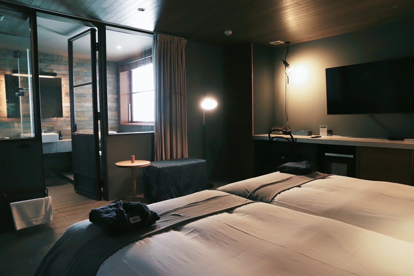 ONOMICHI U2 / HOTEL CYCLE