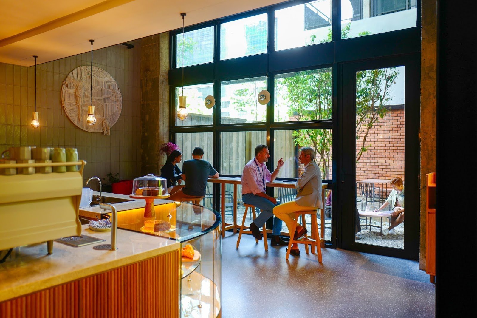 KLoé Hotel, lucky coffee bar