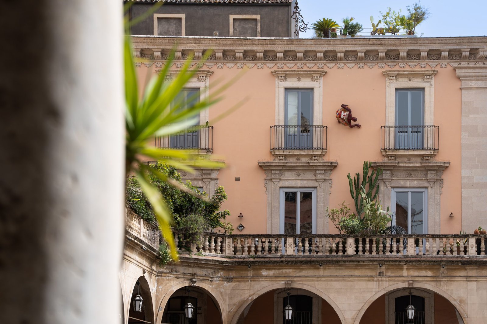 Asmundo Gisira Art of Living Boutique Market, how it began