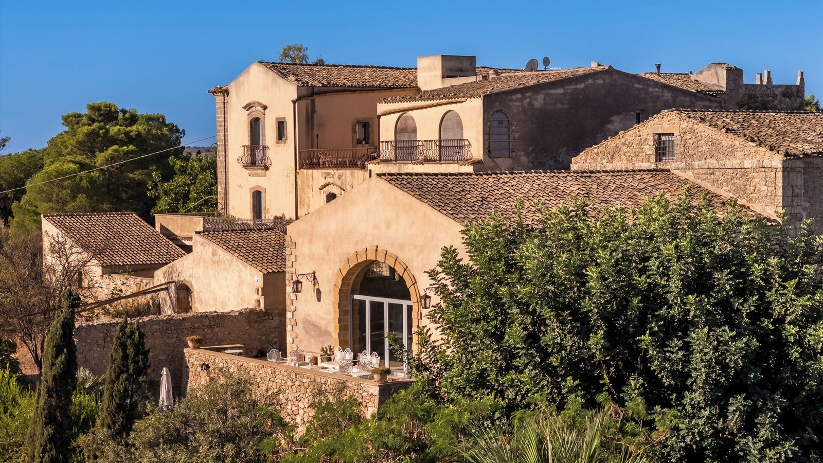 Masseria Costanza, how it began