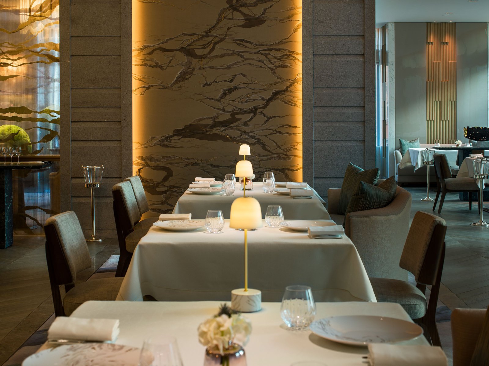 St. Regis Hong Kong, l'envol