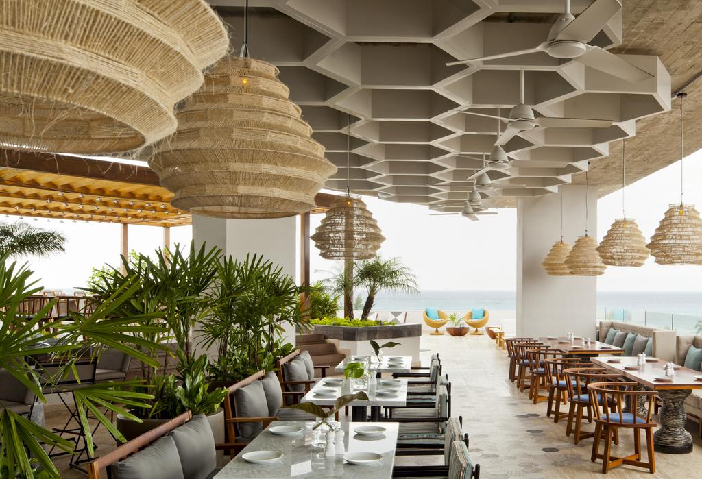 Thompson Playa del Carmen Main House, eat & drink