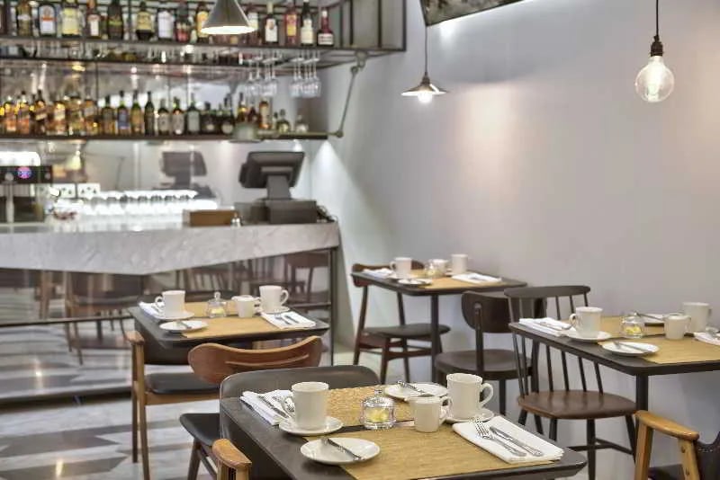 Casa Ellul, at the table